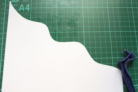 Cutting wobbly lines