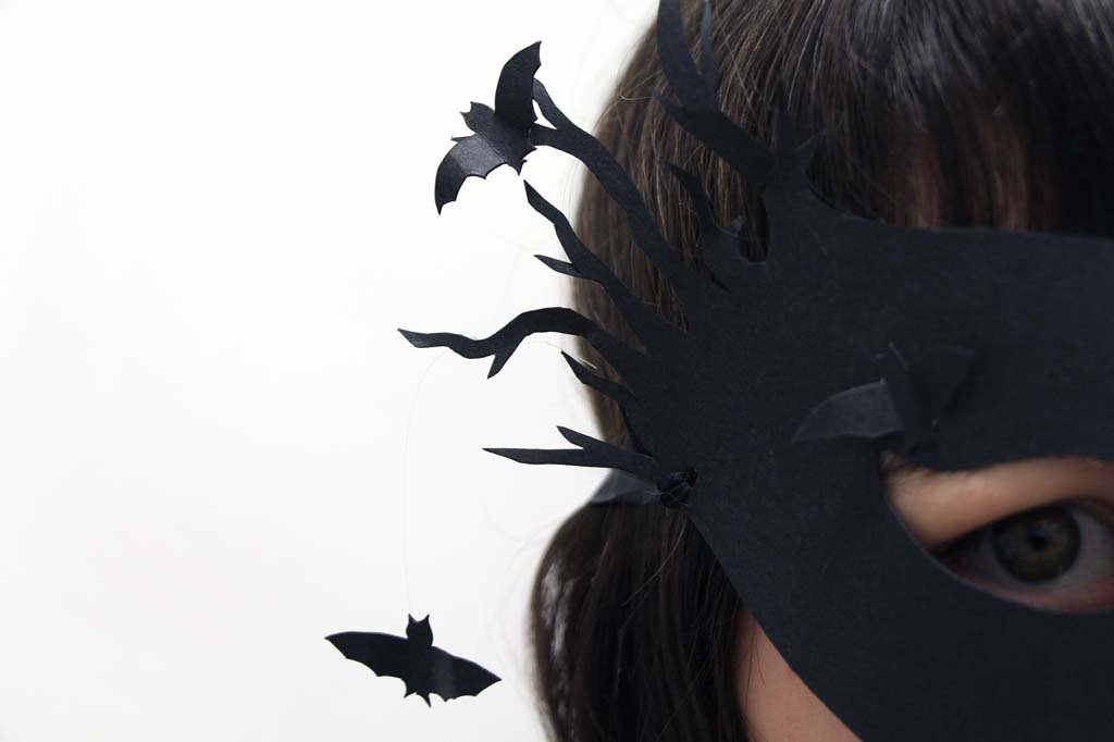 Halloween spooky mask - download the free printable today