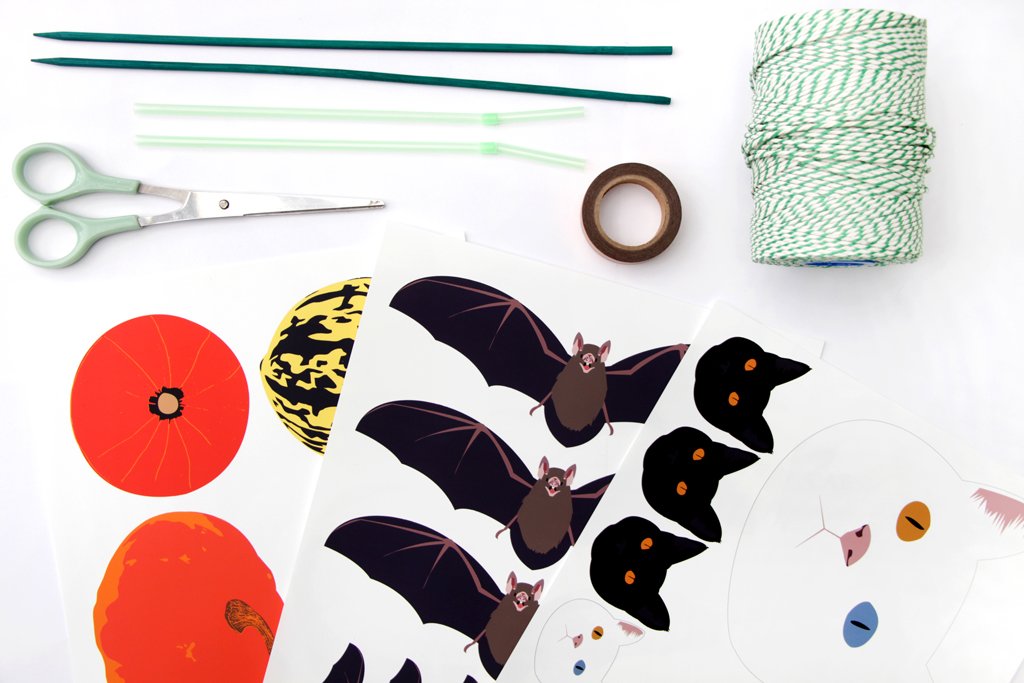 Utensils0 free printable for Halloween