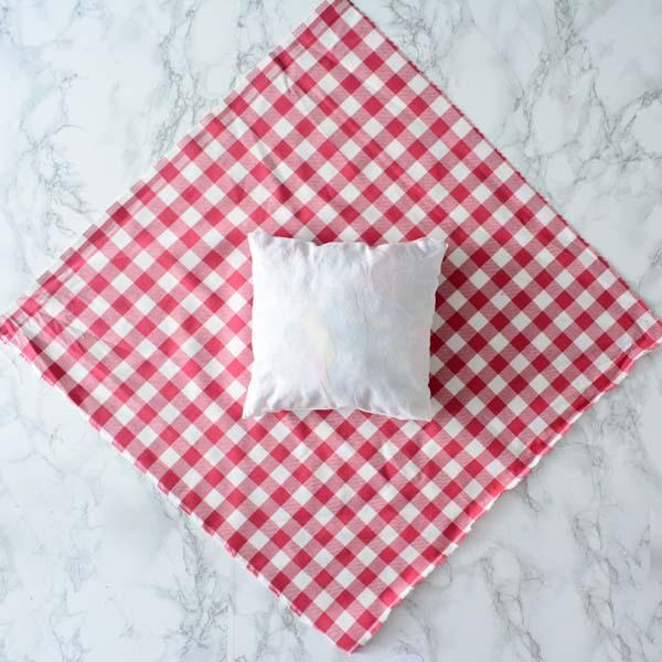 London Craft Club no-sew cushion DIY