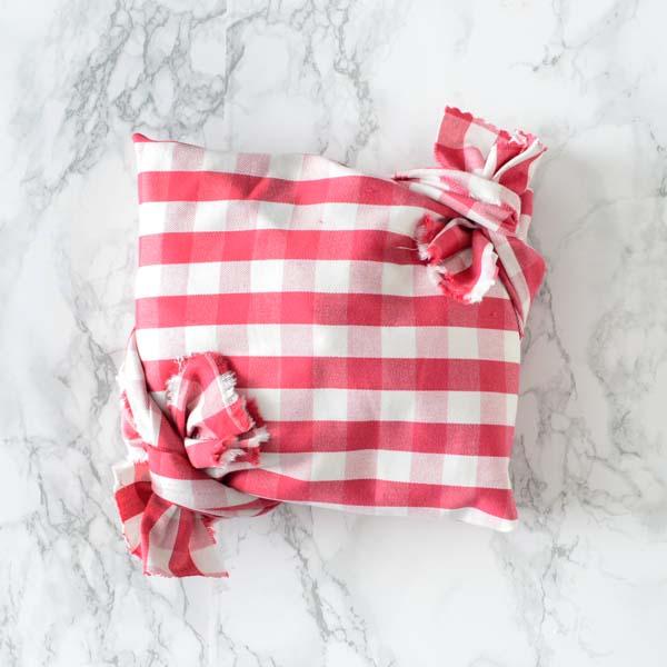 London Craft Club no-sew cushion DIY