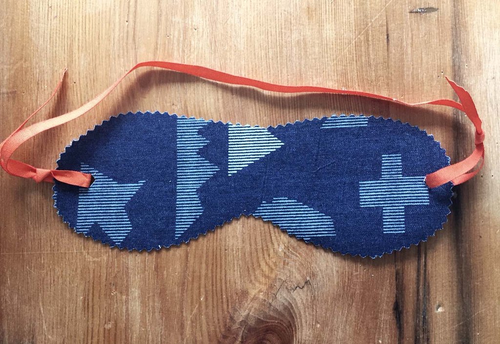 London Craft Club no-sew eye mask free tutorial