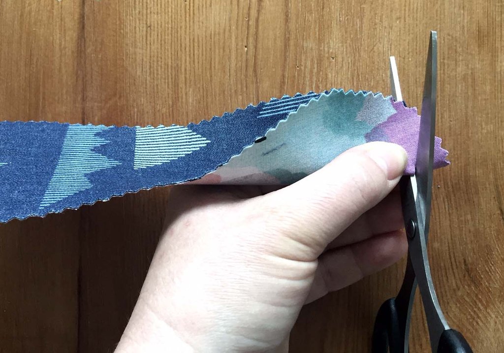 London Craft Club no-sew eye mask free tutorial